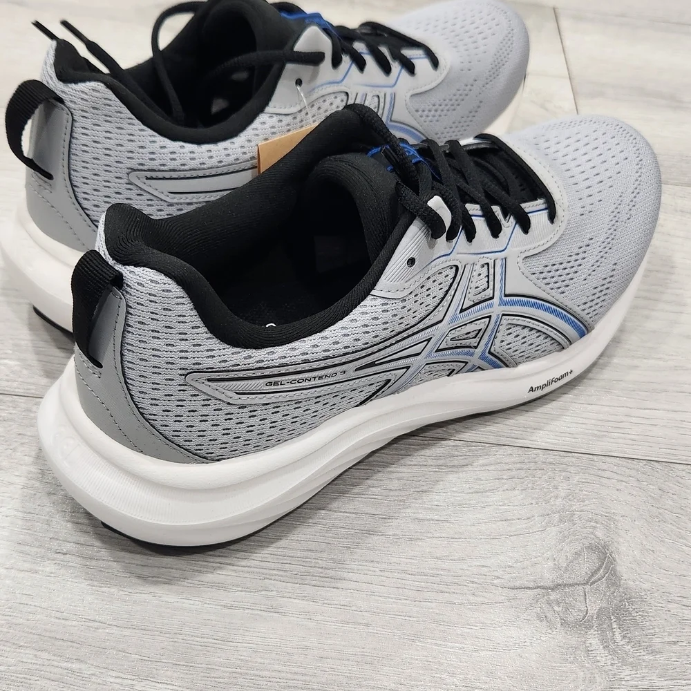 Asics stylish running